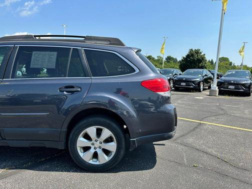 2011 Subaru Outback 2.5 i Limited