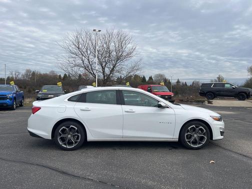 2024 Chevrolet Malibu FWD 1LT