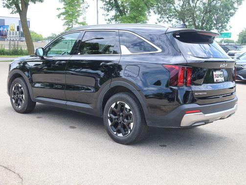 2024 Kia Sorento S