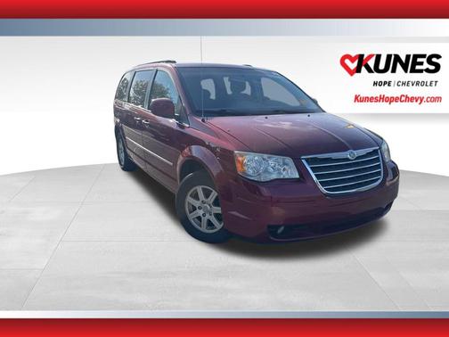 2010 Chrysler Town & Country Touring