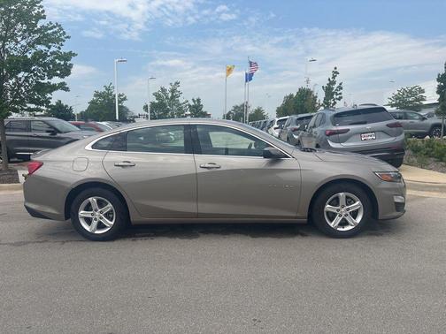 2023 Chevrolet Malibu FWD 1LT