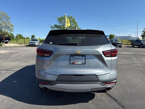 Sterling Gray Metallic 2025 Chevrolet Blazer 2LT