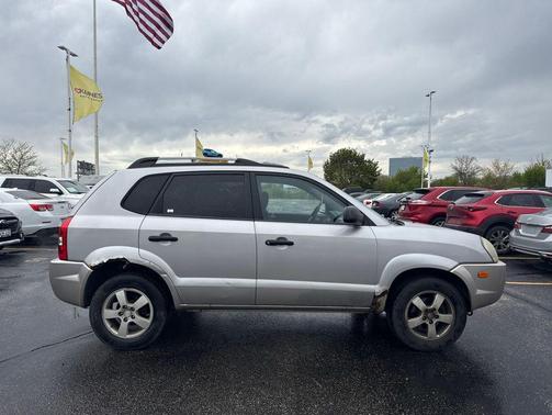 Sahara Silver 2005 Hyundai TUCSON GL