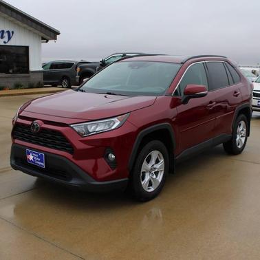 2020 Toyota RAV4 XLE