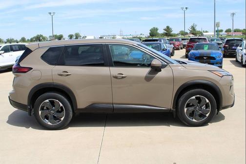 Baja Storm Metallic 2025 Nissan Rogue SV