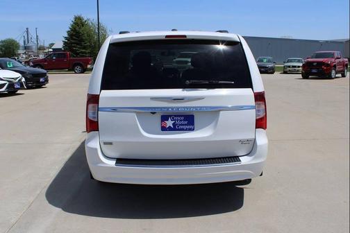 Stone White Clearcoat 2013 Chrysler Town & Country Touring