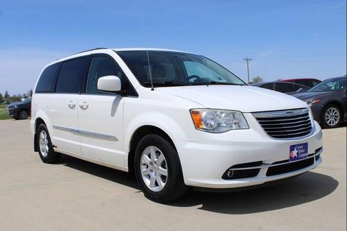 Stone White Clearcoat 2013 Chrysler Town & Country Touring