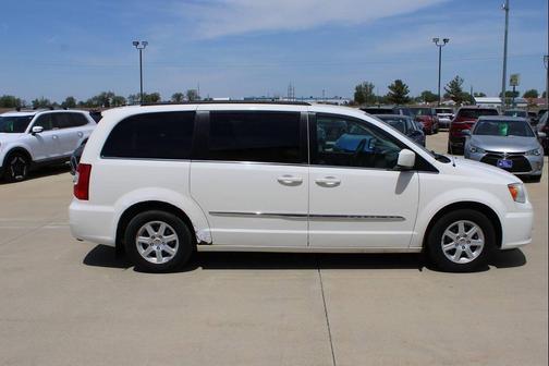 Stone White Clearcoat 2013 Chrysler Town & Country Touring