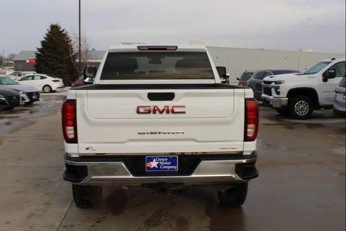 2024 GMC Sierra 2500 SLE