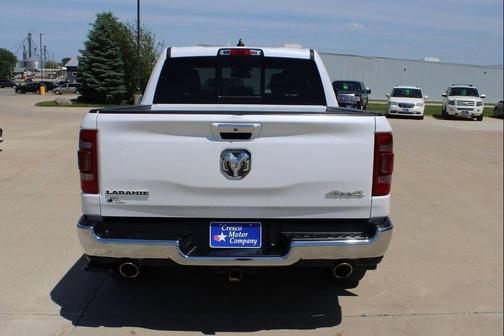 Ivory White Tri-Coat Pearlcoat 2019 RAM 1500 Laramie