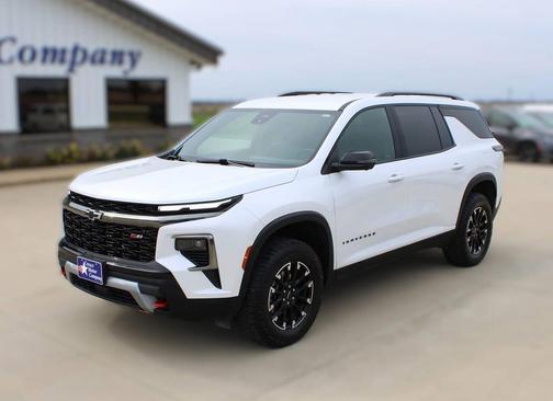 Summit White 2024 Chevrolet Traverse AWD Z71