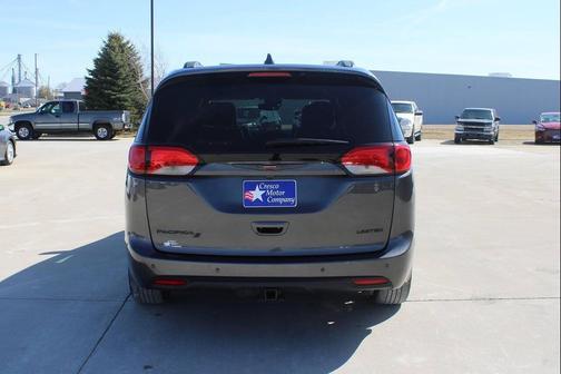 2020 Chrysler Pacifica Red S Edition