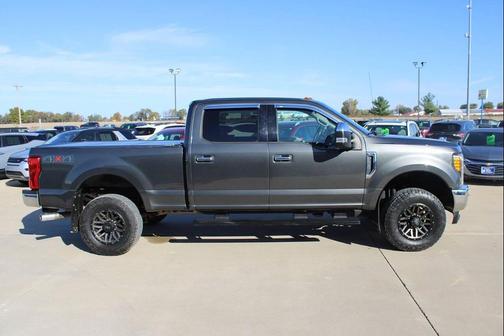 2017 Ford F-250 XLT