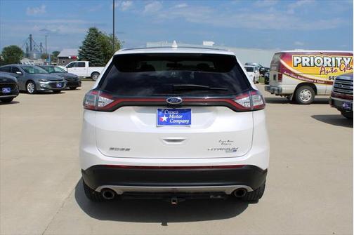 2016 Ford Edge Titanium