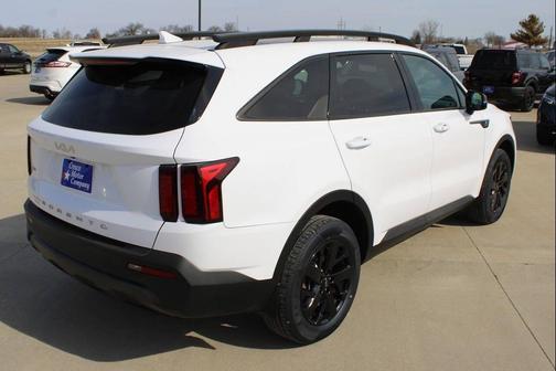 2022 Kia Sorento S