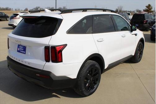 2022 Kia Sorento S