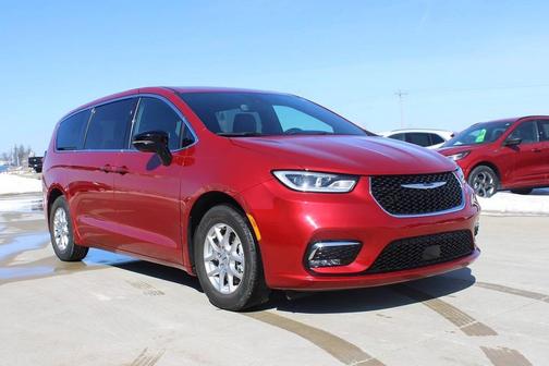 2025 Chrysler Pacifica L