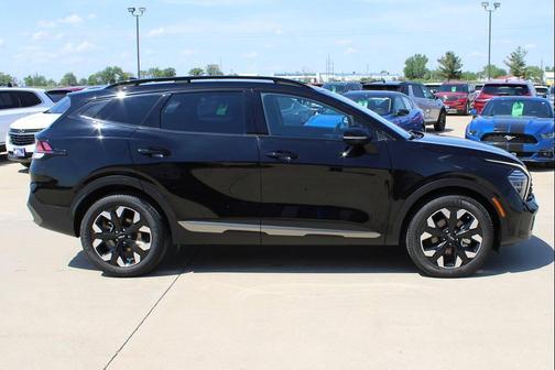 Ebony Black 2024 Kia Sportage X-Line