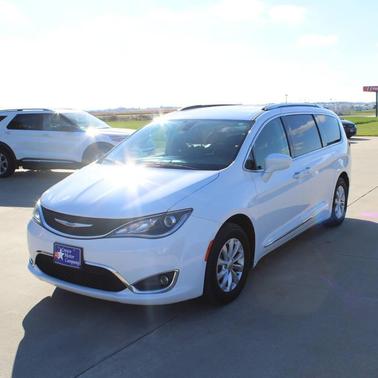 2018 Chrysler Pacifica Touring-L Plus