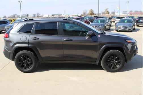 2016 Jeep Cherokee Trailhawk