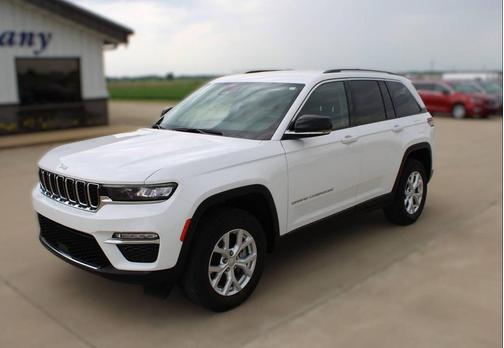 Bright White Clear Coat 2023 Jeep Grand Cherokee Limited