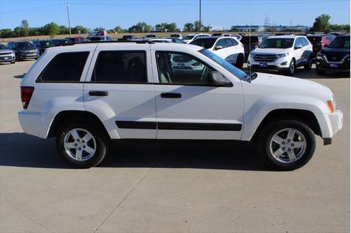 2005 Jeep Grand Cherokee Laredo
