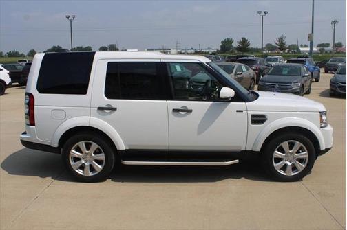2016 Land Rover LR4 Base