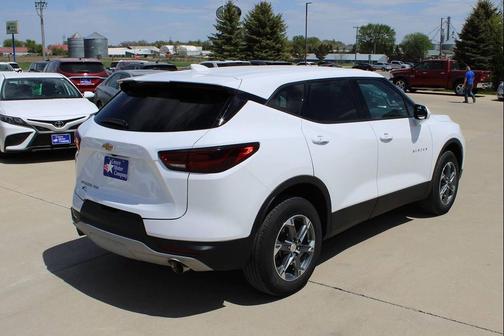 Summit White 2025 Chevrolet Blazer 2LT