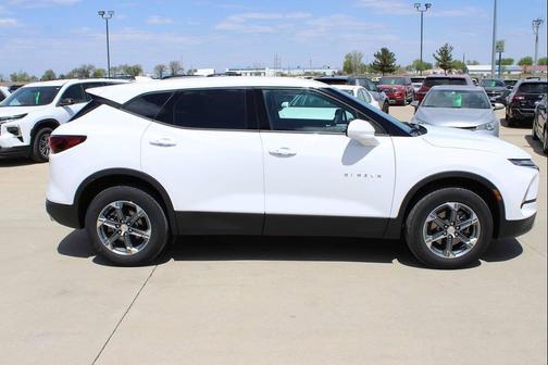 Summit White 2025 Chevrolet Blazer 2LT