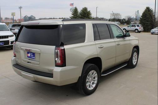 Sparkling Silver Metallic 2017 GMC Yukon SLT
