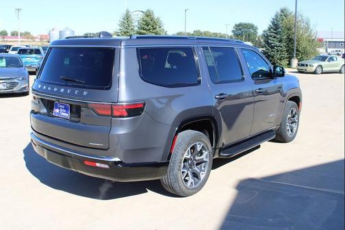 2023 Jeep Wagoneer Series III 4x4