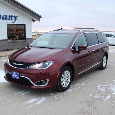 2018 Chrysler Pacifica Touring-L