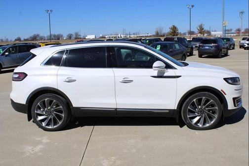 2020 Lincoln Nautilus Reserve