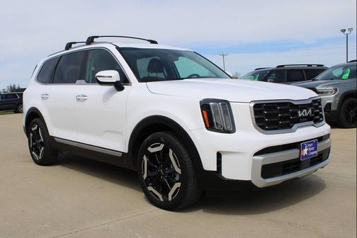 Glacial White Pearl 2025 Kia Telluride S