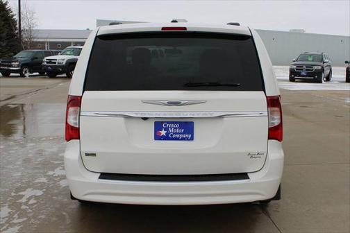2013 Chrysler Town & Country Touring