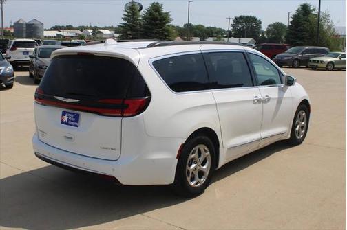 2022 Chrysler Pacifica Limited