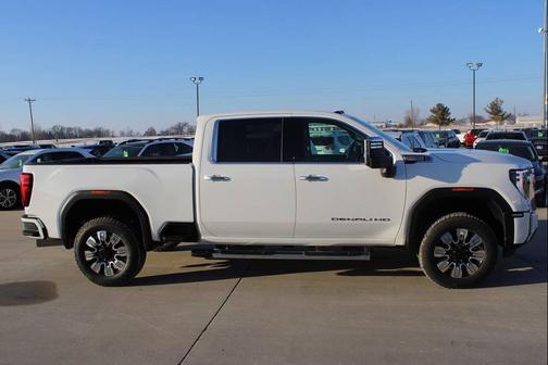 2024 GMC Sierra 2500 Denali