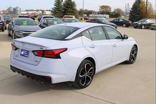 2024 Nissan Altima SR Intelligent AWD