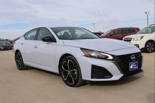 2024 Nissan Altima SR Intelligent AWD