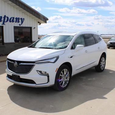 2023 Buick Enclave Essence AWD