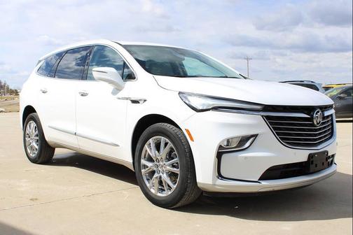 2023 Buick Enclave Essence AWD