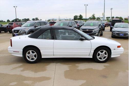 1995 Oldsmobile Cutlass Supreme Base