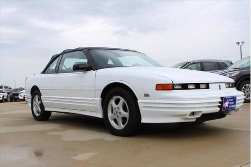 1995 Oldsmobile Cutlass Supreme Base