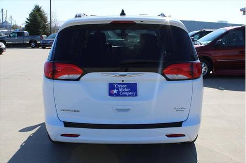 2021 Chrysler Voyager LXI