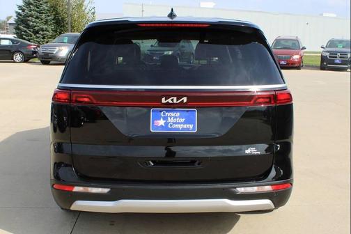 2023 Kia Carnival LX