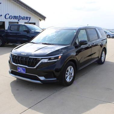 2023 Kia Carnival LX