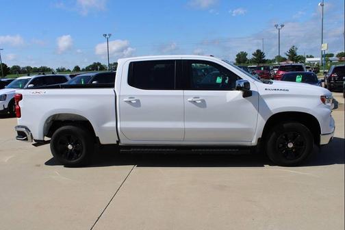 Summit White 2025 Chevrolet Silverado 1500 LT