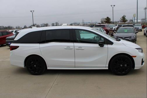 Platinum White Pearl 2025 Honda Odyssey Sport-L
