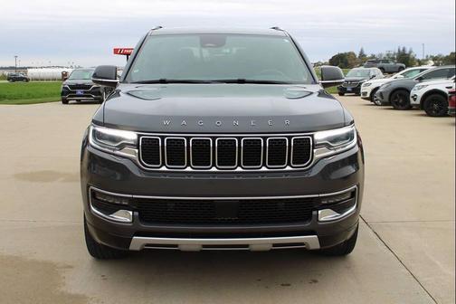 2022 Jeep Wagoneer Series II 4x4