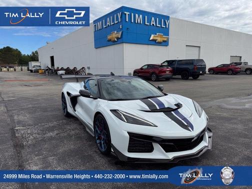 Arctic White 2027 Chevrolet Corvette ZR1X